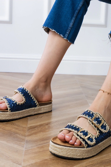 Chinelos azuis escuros tipo espadrilha com glitter e fivelas, "Induri" 2