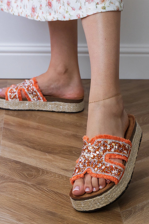 Chinelos laranja estilo espadrilha... Chinelos laranja estilo espadrilha...