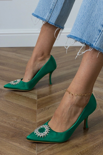 Sandálias de seda verdes...