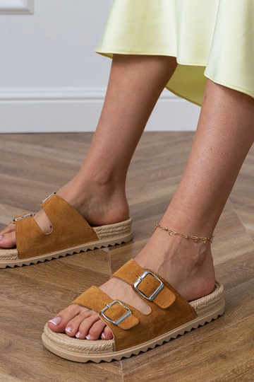 Chinelos planas marrons com... 2