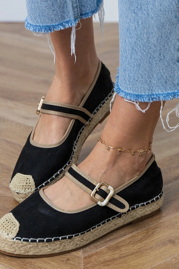 Espadrilhas pretas com fivela decorativa Pilata 2