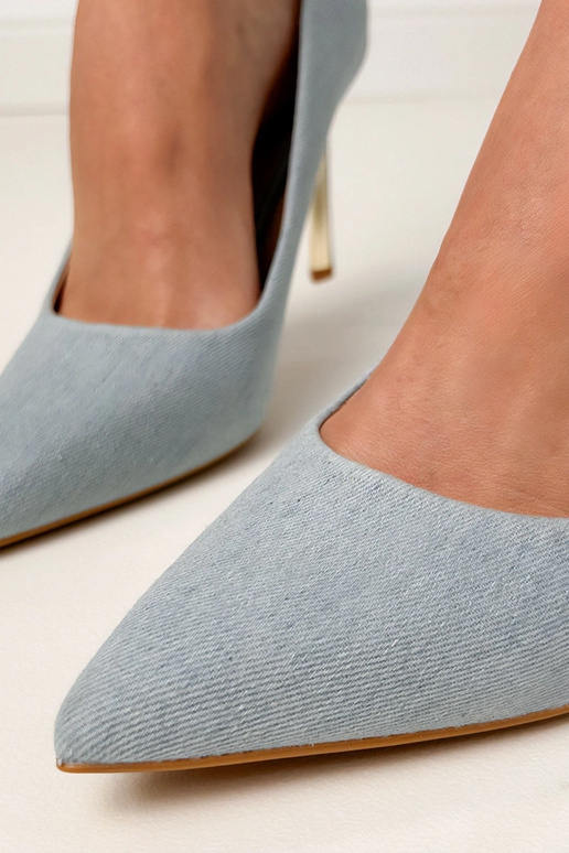 Sandálias clássicas na cor jeans de...