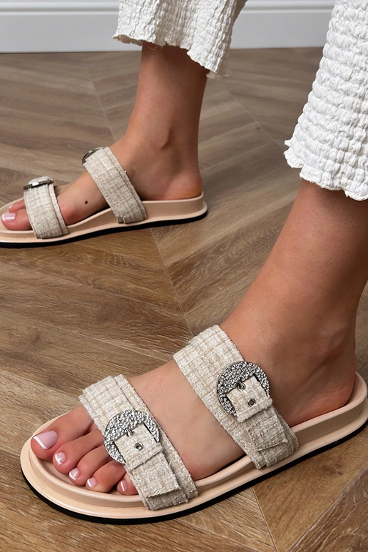 Chinelo areia com tiras e zircônios...