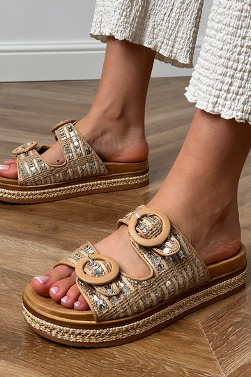 Chinelas na cor areia trançadas com glitter nas tiras Lanora
