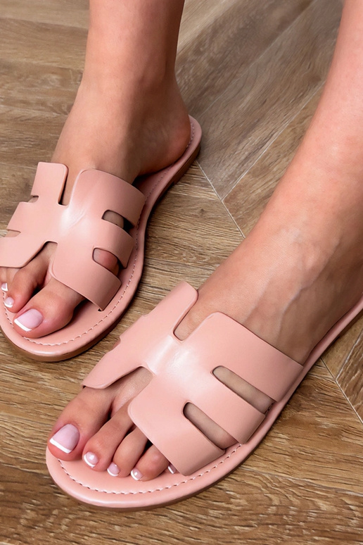 Chinelos rosas com recortes Ragos