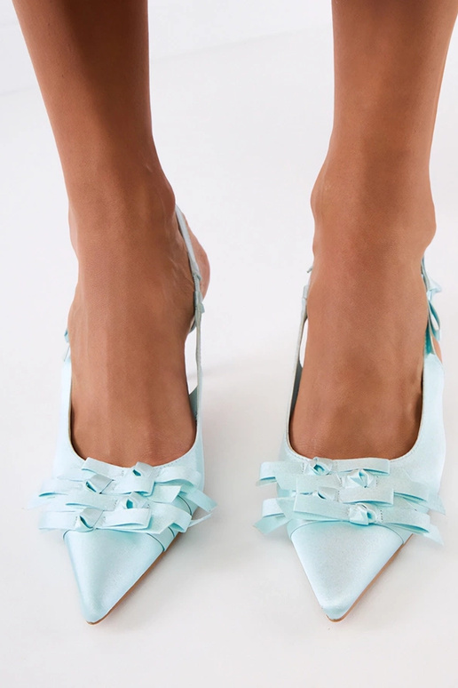 Sandálias verdes de salto alto com...