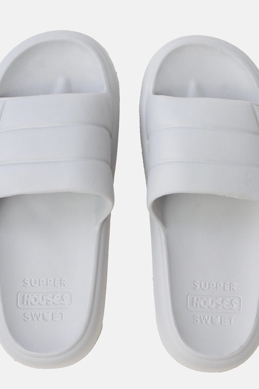 Chinelos de borracha masculinos...