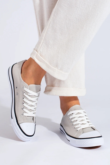 Sapatos femininos na cor... 2