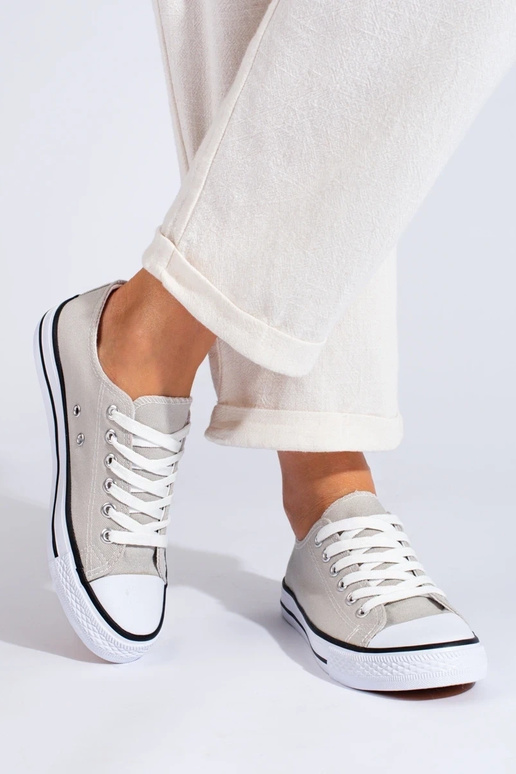 Sapatos femininos na cor cinza Shelovet