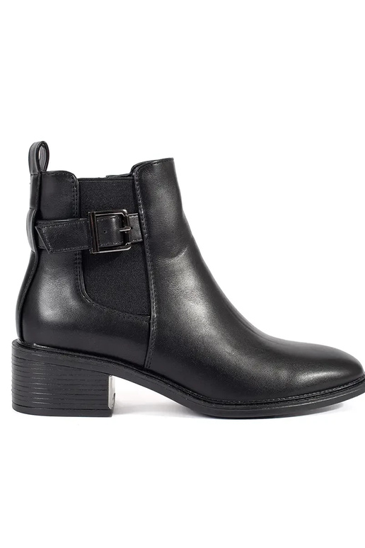 Modelo clássico de sapato na cor...