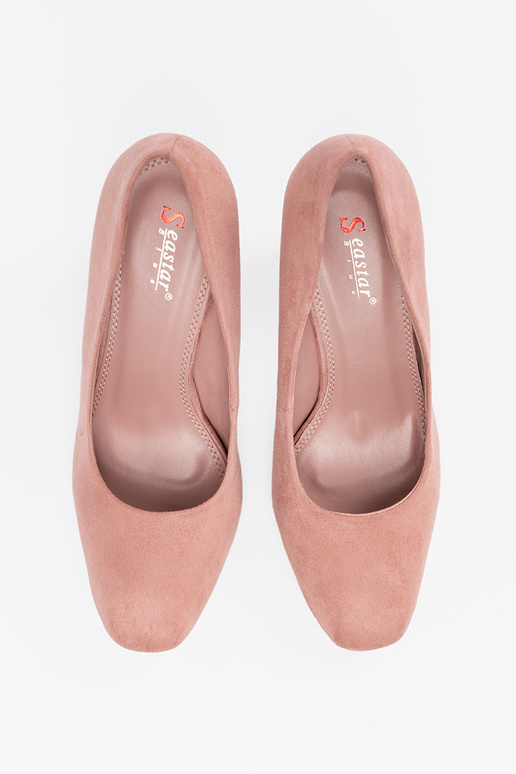 Sapatos de salto em camurça