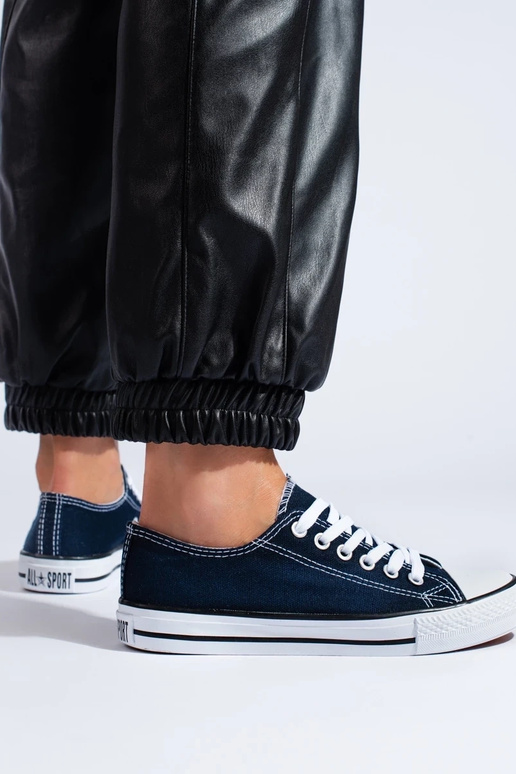 Modelo clássico de sapatos azuis...