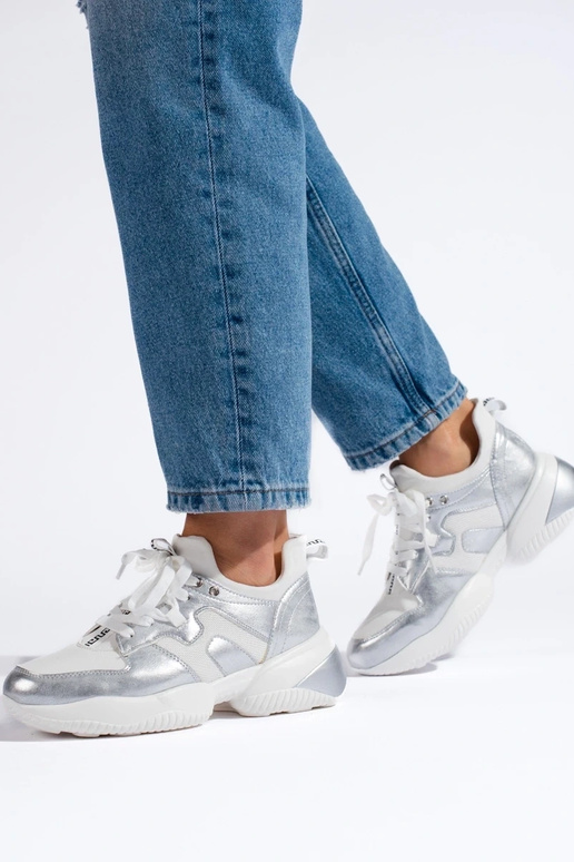 Shelovet sapatos modelo tênis cor prata Shelovet sapatos modelo tênis cor prata