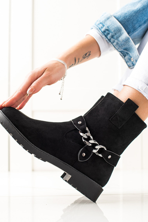 Modelo clássico de botas femininas em...