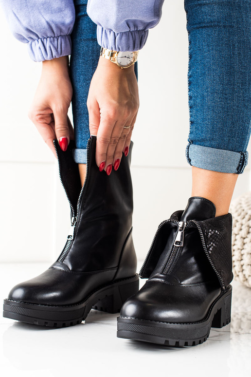 Botas femininas z ĮyĮijanus choleĮka...