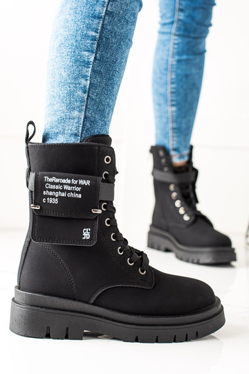 botas pretas com bolso 2