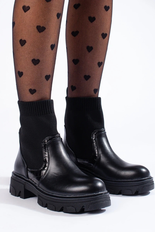 Botins femininos com parte superior...