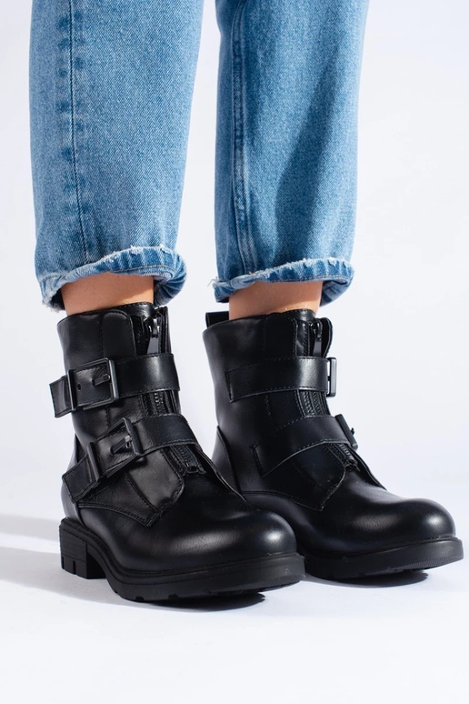 botas femininas pretas com enfeites