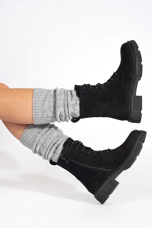 Sapatos femininos de camurça com...