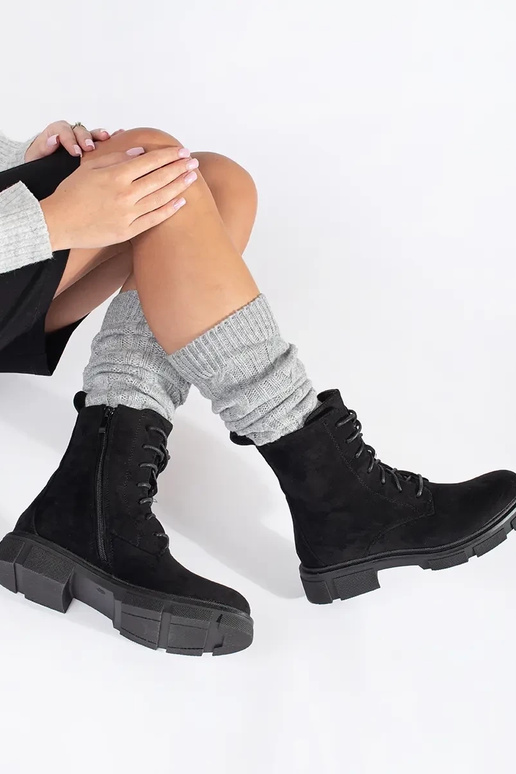 Sapatos femininos de camurça com...