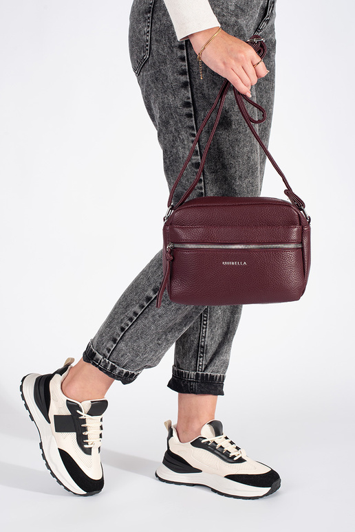 Sapatilhas de senhora pretas e bege Sapatilhas de senhora pretas e bege