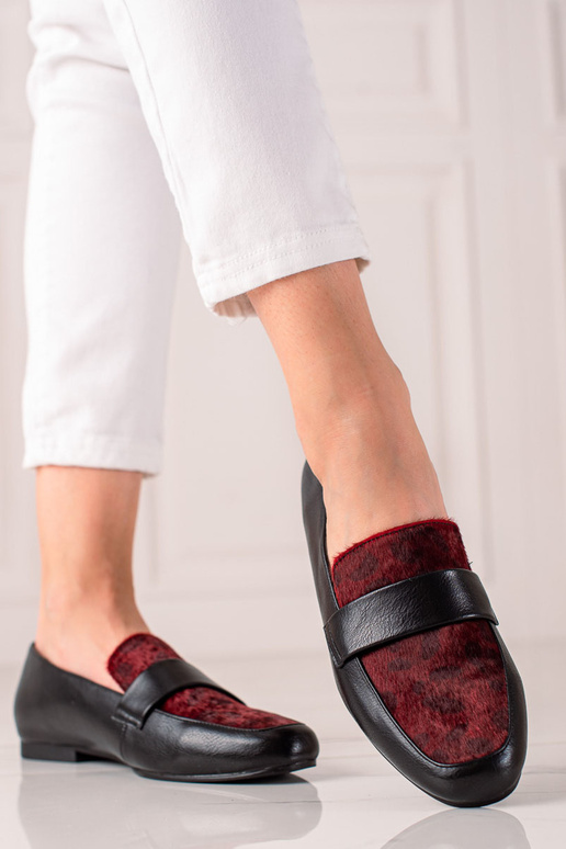 sapatos femininos com pele Shelovet...