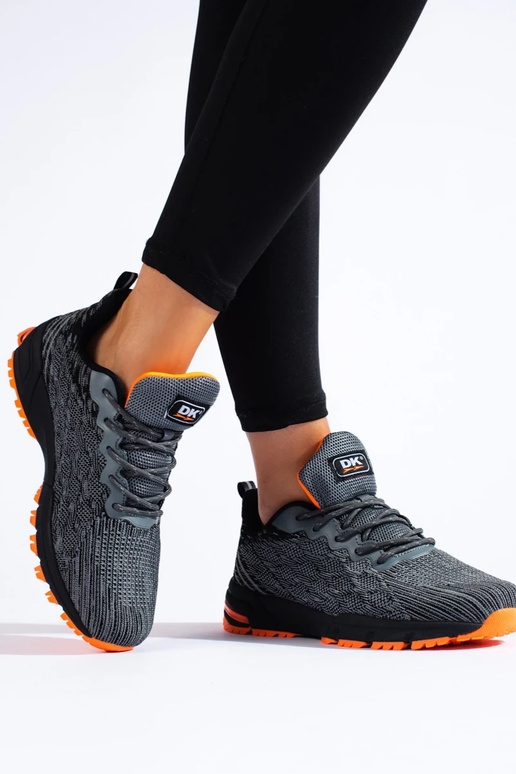 Modelo de tênis sapatos DK cor cinza