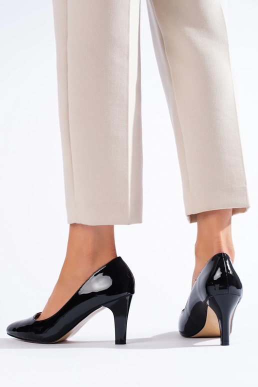 Sapatos pretos casuais