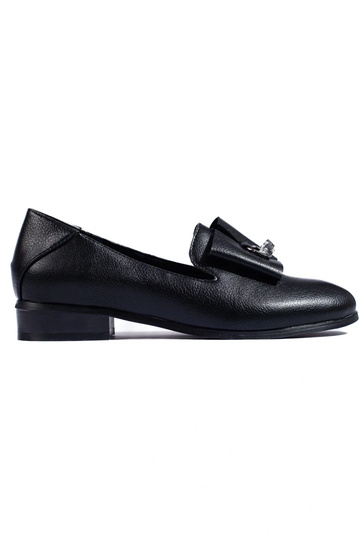 sapatos com cristais...