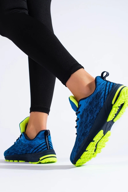 Modelo de tênis sapatos DK