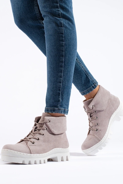 Sapatos femininos roxos claros...