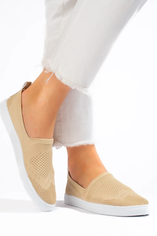 com elementos vazados Sapatos... com elementos vazados Sapatos...