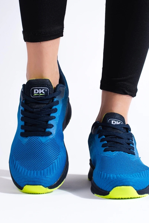 calçados esportivos DK
