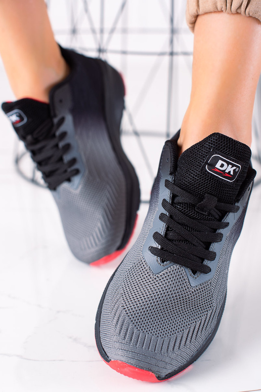 calçados esportivos DK cor cinza