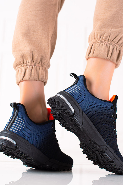 Sapatos esportivos cor preta Dk