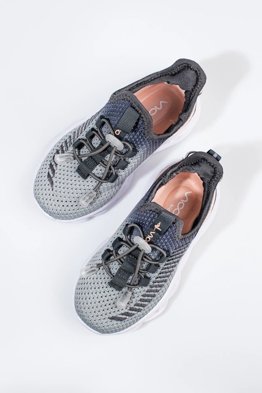 Sapatos esportivos cinza Vico Sapatos esportivos cinza Vico