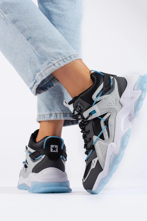 Sapatos modelo Big Star Sneakers...