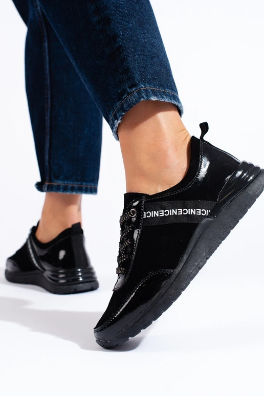 Sapatos esportivos Shelovet cor preta Sapatos esportivos Shelovet cor preta