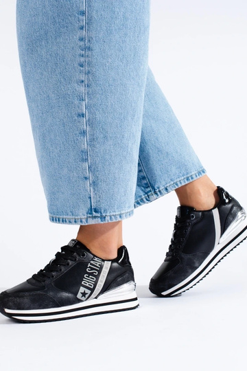 Sapatos modelo Big Star... 2