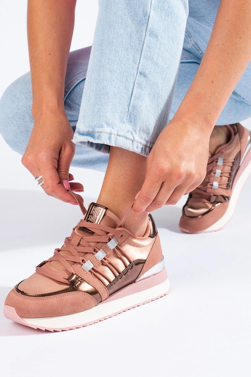 Sapatos modelo Big Star Sneakers...