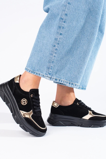 Modelo de tênis sapatos... 2