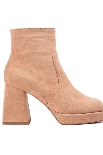 Botas femininas com cano...