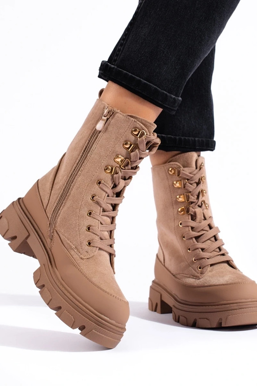Botas femininas com plataforma bege... Botas femininas com plataforma bege...