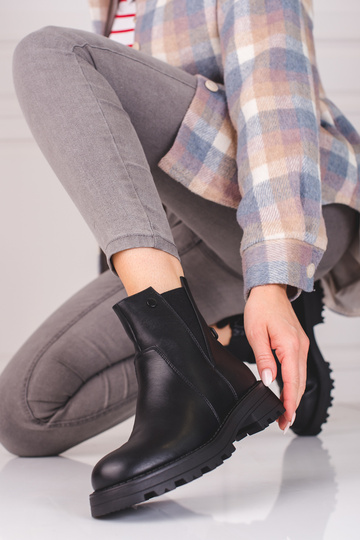 sapatos femininos pretos... 2