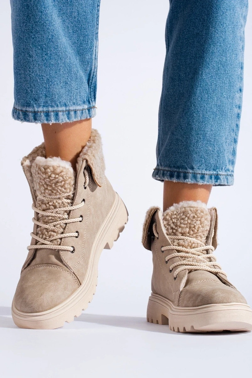 Botas de cano alto com forro de lã na...