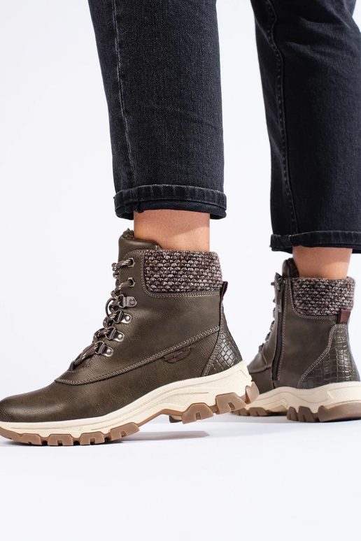 sapatos femininos com plataforma na...