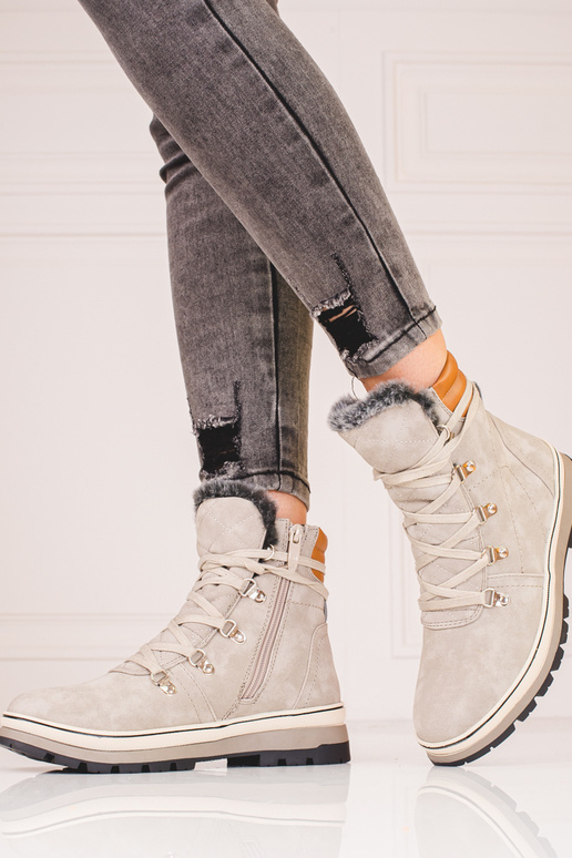 sapatos femininos cinza com...