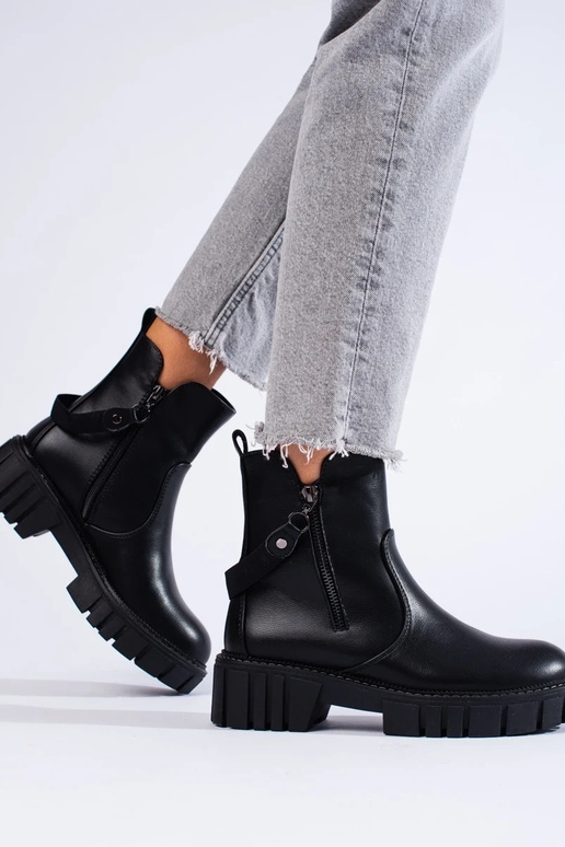 botas femininas pretas com detalhe... botas femininas pretas com detalhe...