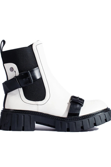 sapatos femininos brancos...