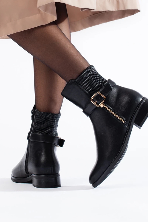 Botas femininas acima do tornozelo em...